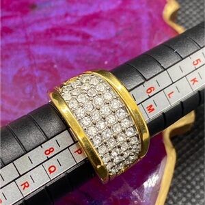 Gold tone Park Lane Marked Size 7 Cocktail Vintage Ring